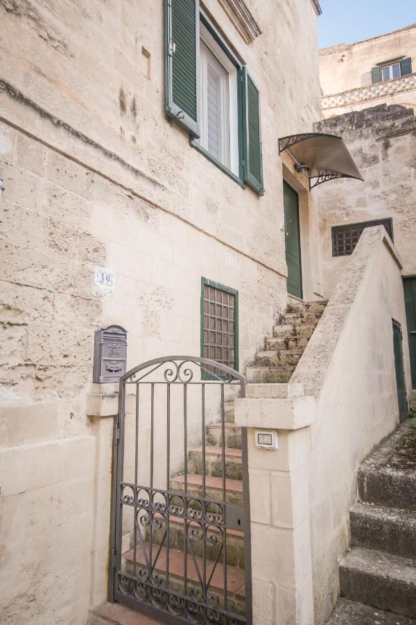 Giu Nei Sassi * Matera